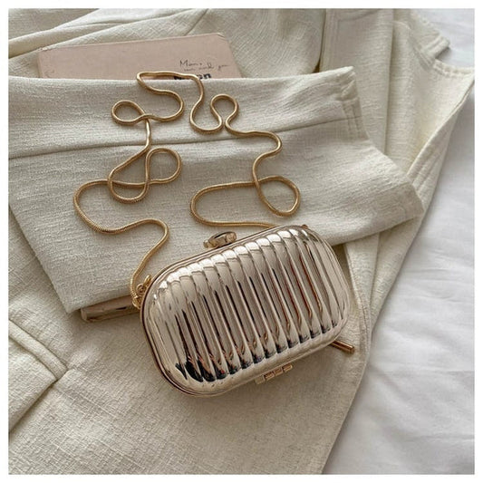 Luxurious Metallic Mini Clutch – Shine in Style!